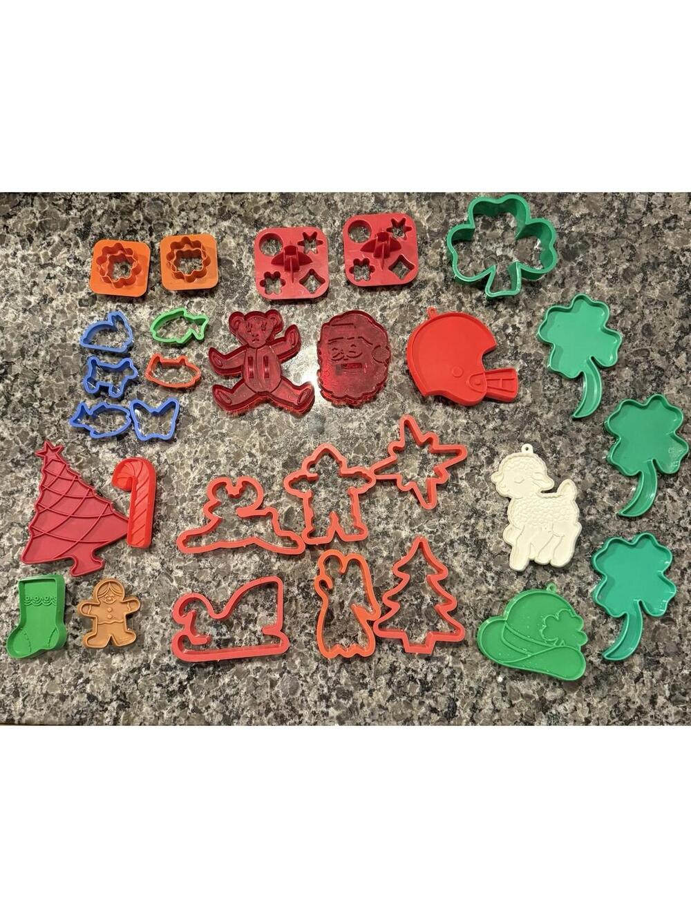 Lot Of 30 -‎ Vintage Hallmark/Tupperware  Solid Plastic Cookie Cutters Lot